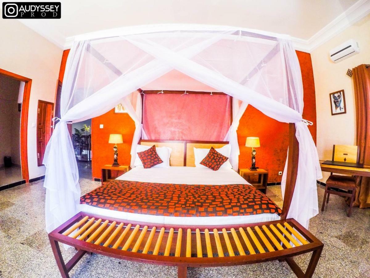 La Maison De Celine * Dakar